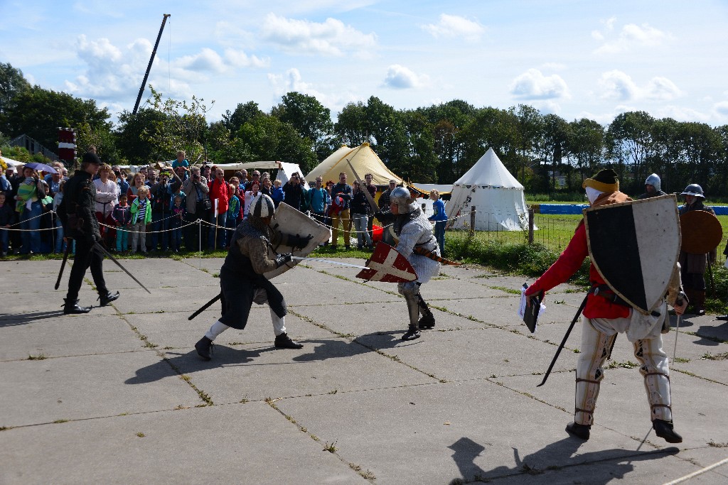 ../Images/Belegering van Teylingen 2014 077.jpg